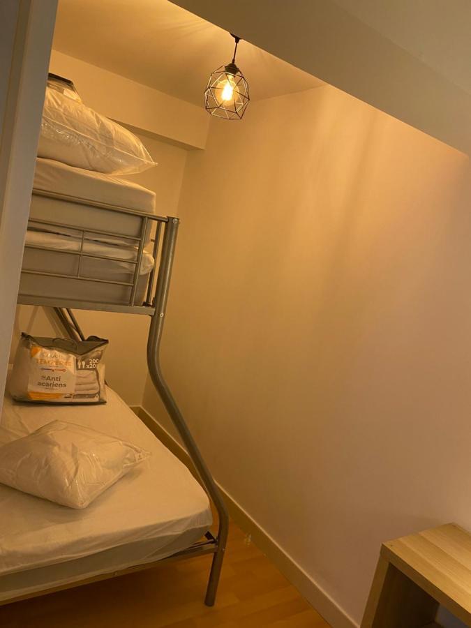 Le Fleuri Ensoleille De Guzet Apartment *